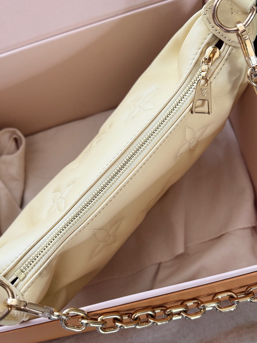 Louis Vuitton Pale Yellow Leather Crescent Shoulder Bag with Gold Chain - Picture 2 of 11